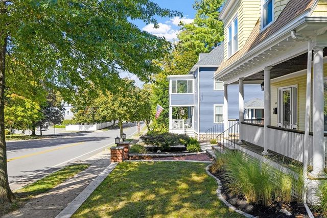 61 Lowell St, Reading, MA 01867