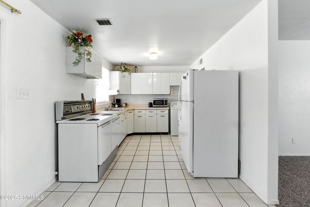 1500 E Colorado Avenue, Las Cruces, NM 88001
