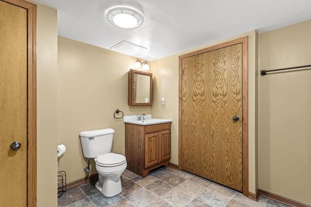 1301 Gartland Avenue, Janesville, WI 53548