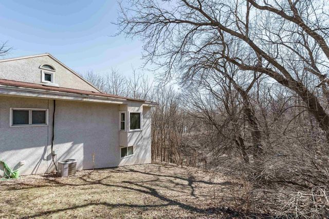 1301 Gartland Avenue, Janesville, WI 53548