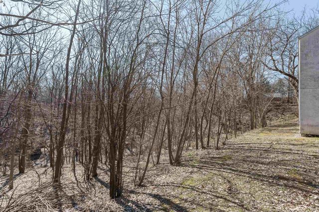 1301 Gartland Avenue, Janesville, WI 53548