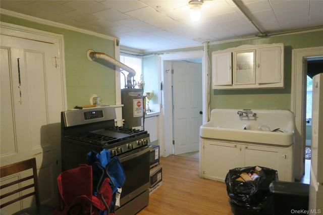 27 Carter Street, Newburgh, NY 12550
