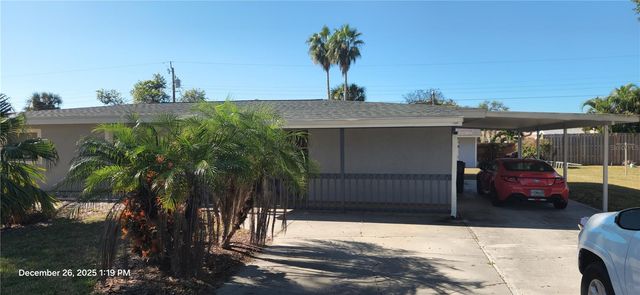 524 SARABAY ROAD, Osprey, FL 34229