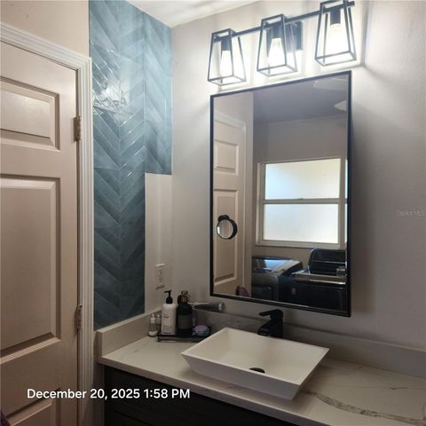 524 SARABAY ROAD, Osprey, FL 34229