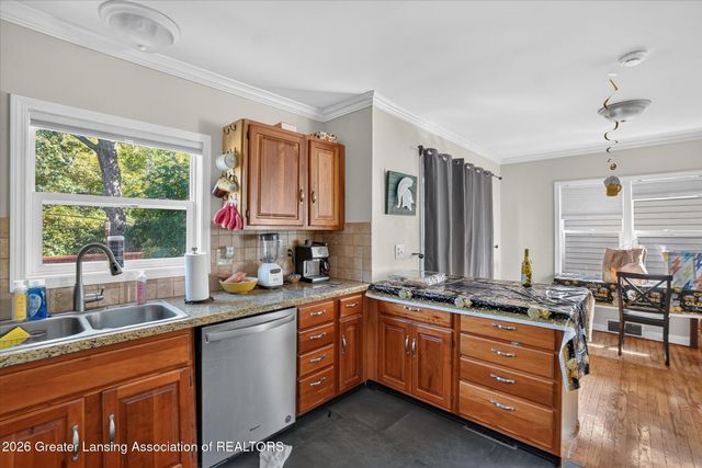 208 Milford Street, East Lansing, MI 48823