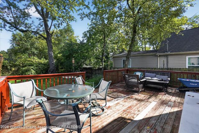 208 Milford Street, East Lansing, MI 48823