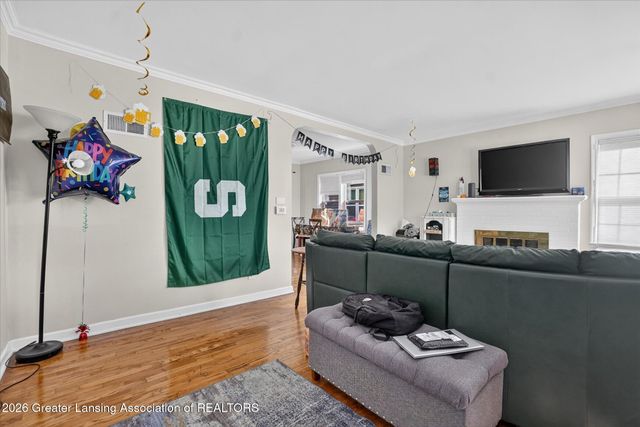 208 Milford Street, East Lansing, MI 48823
