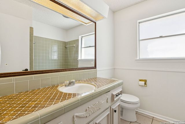 3619 mapleton, San Antonio, TX 78230