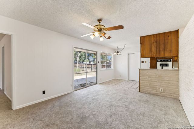 3619 mapleton, San Antonio, TX 78230