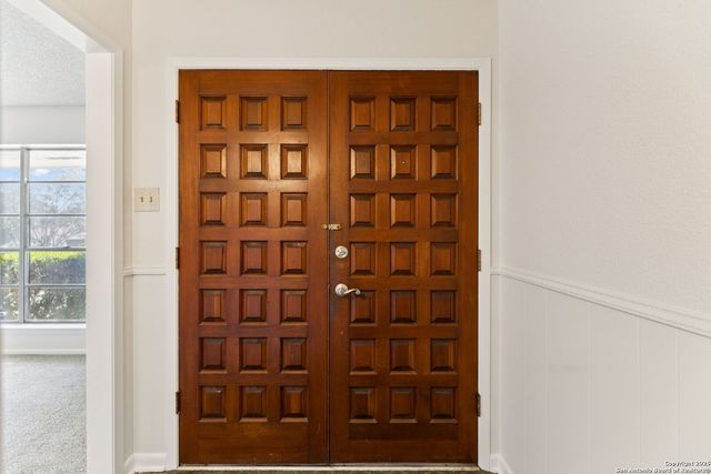 3619 mapleton, San Antonio, TX 78230