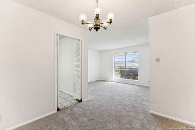 3619 mapleton, San Antonio, TX 78230