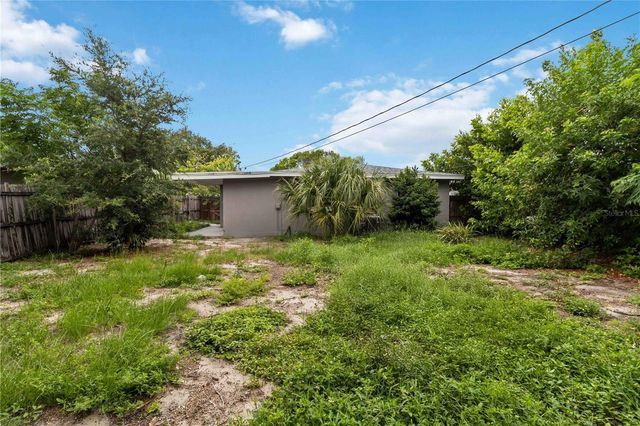 7012 40TH AVENUE N, St Petersburg, FL 33709