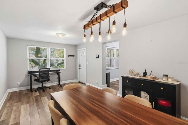 7012 40TH AVENUE N, St Petersburg, FL 33709