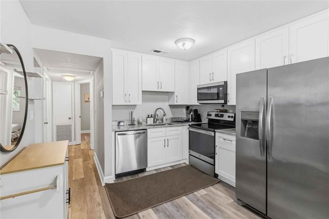 7012 40TH AVENUE N, St Petersburg, FL 33709