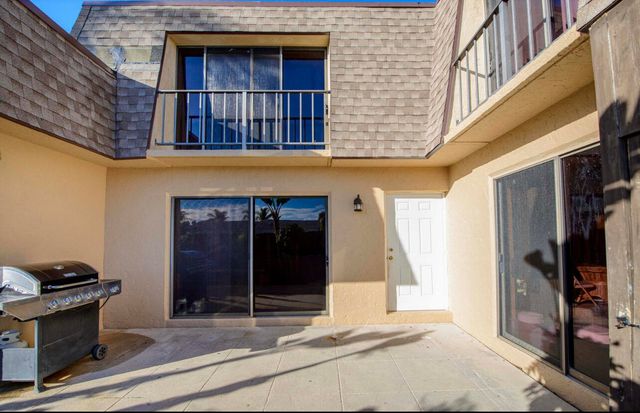 4101 N Waterview Circle 41-a, Palm Springs, FL 33461