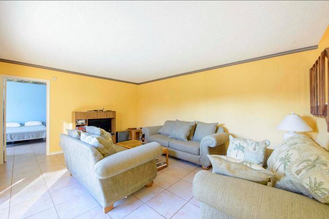 4101 N Waterview Circle 41-a, Palm Springs, FL 33461