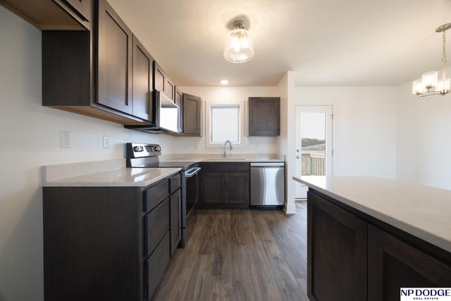 2524 NW 58th Street, Lincoln, NE 68524