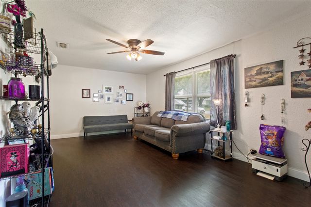 245 Parkins Street, Sulphur Springs, TX 75482
