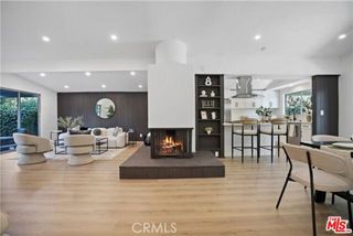 18244 Jovan Street, Tarzana (los Angeles), CA 91335