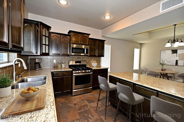 300 Saltford Place, El Paso, TX 79928