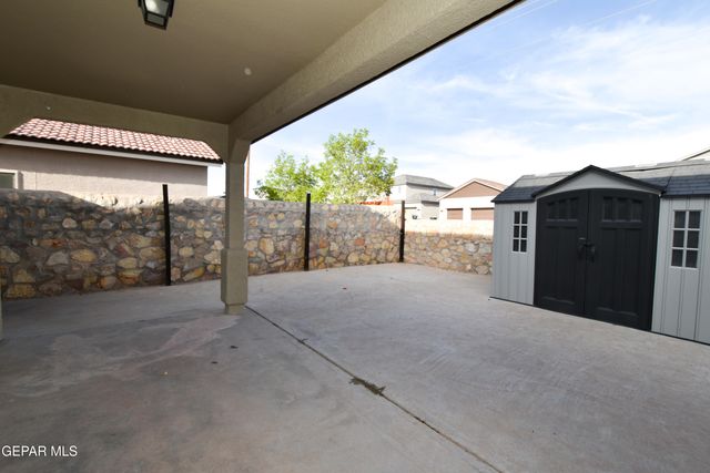 300 Saltford Place, El Paso, TX 79928