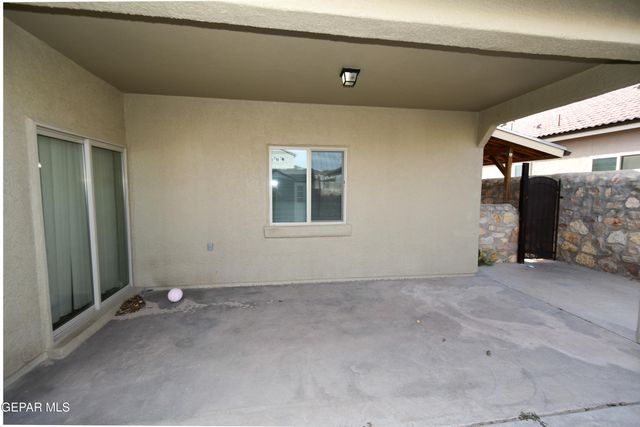 300 Saltford Place, El Paso, TX 79928