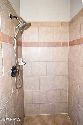 300 Saltford Place, El Paso, TX 79928