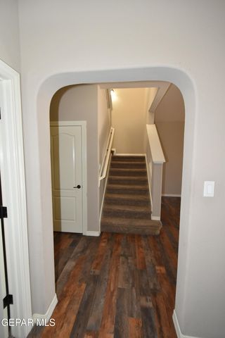 300 Saltford Place, El Paso, TX 79928