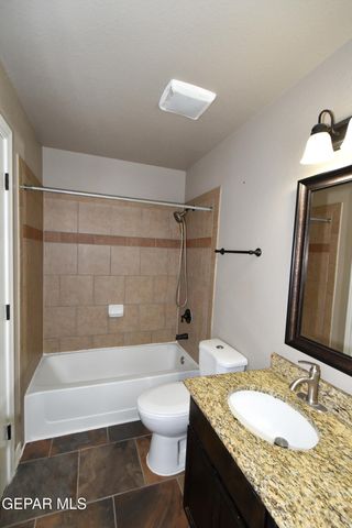 300 Saltford Place, El Paso, TX 79928