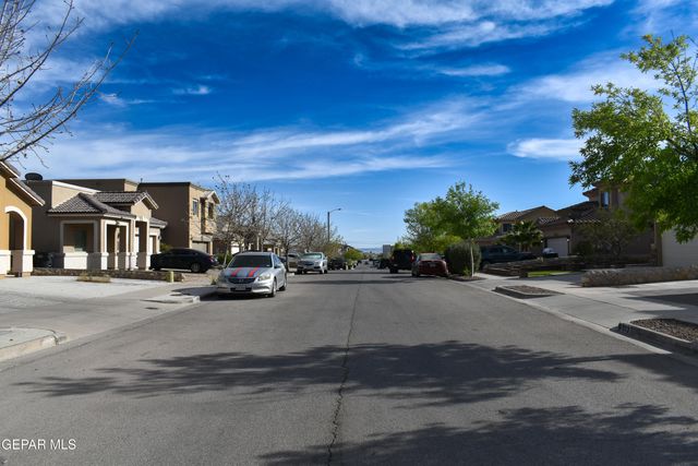 300 Saltford Place, El Paso, TX 79928