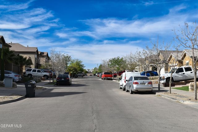 300 Saltford Place, El Paso, TX 79928