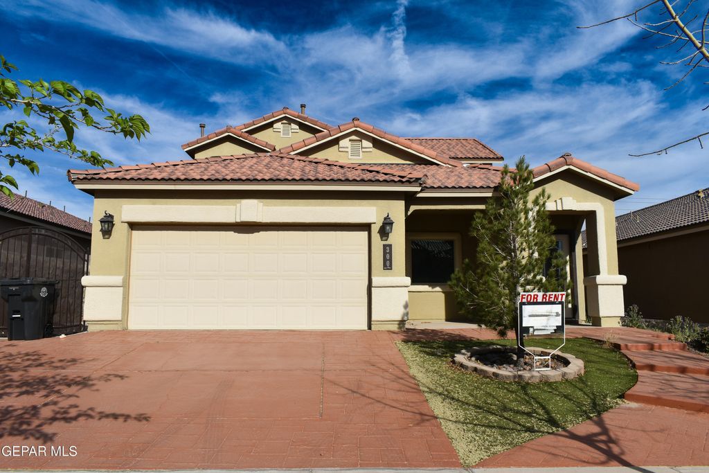 300 Saltford Place, El Paso, TX 79928