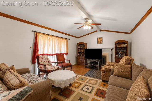 19767 Liverpool Avenue, Livonia, MI 48152