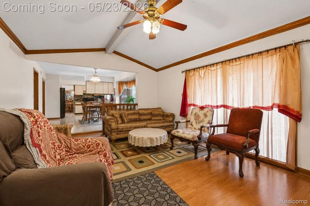 19767 Liverpool Avenue, Livonia, MI 48152