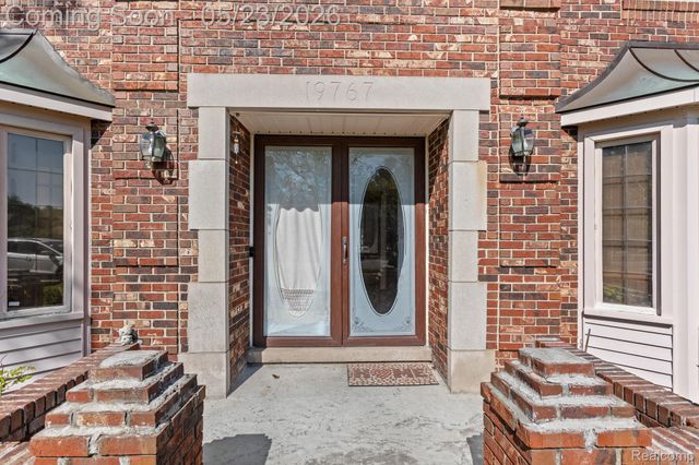 19767 Liverpool Avenue, Livonia, MI 48152