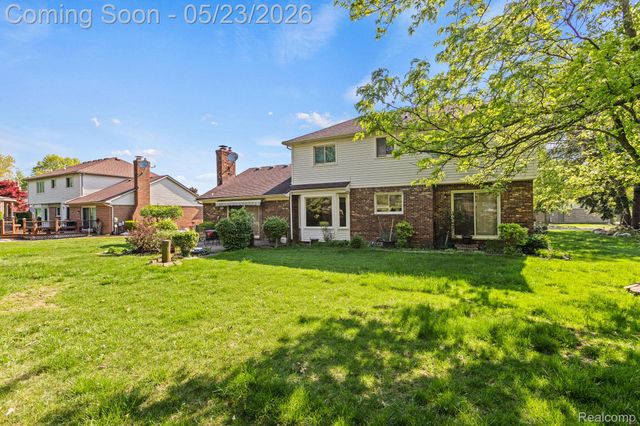 19767 Liverpool Avenue, Livonia, MI 48152
