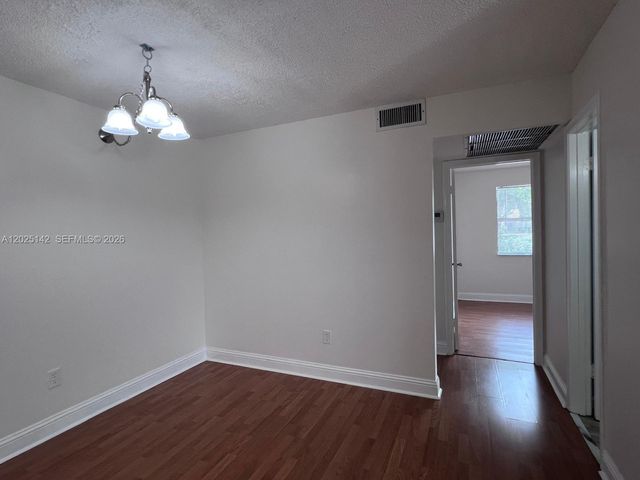 2570 W 67th Pl 21-2, Hialeah, FL 33016