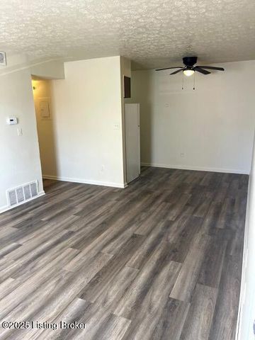 7415 Judy Ave, Louisville, KY 40214