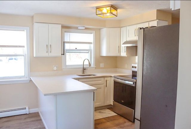 4 Norman Drive L, Derry, NH 03038