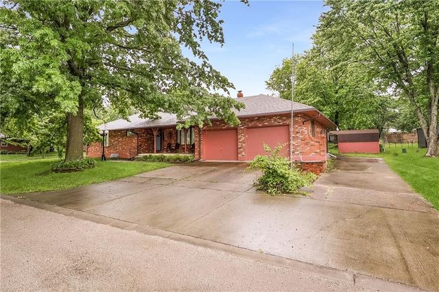 304 S Delaware Street, Archie, MO 64725