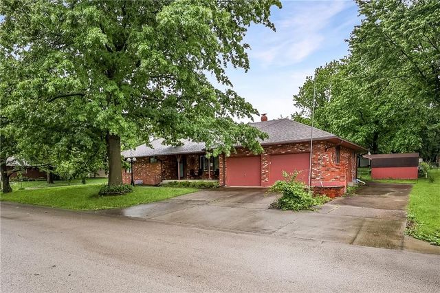 304 S Delaware Street, Archie, MO 64725