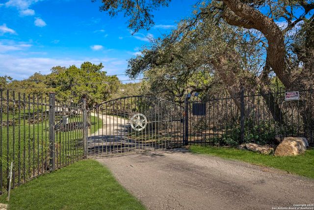 15090 State Highway 46, Spring Branch, TX 78070