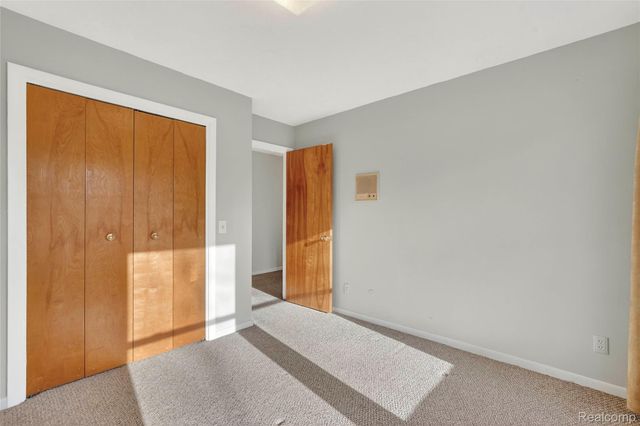 10960 Heather Lane, Hamburg Township, MI 48189