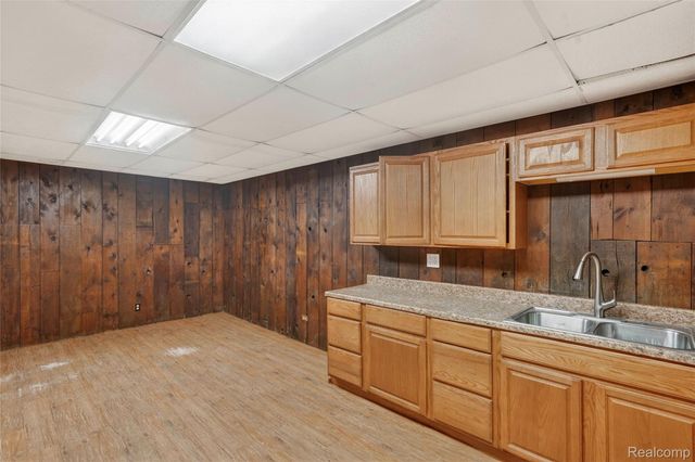 10960 Heather Lane, Hamburg Township, MI 48189