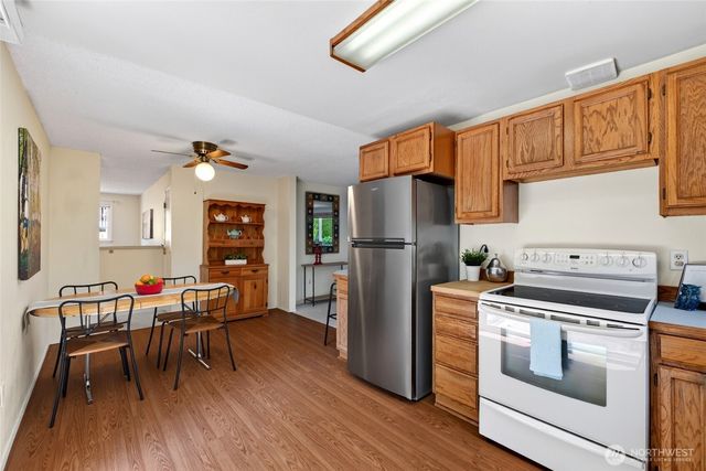1514 52nd Street NE, Tacoma, WA 98422
