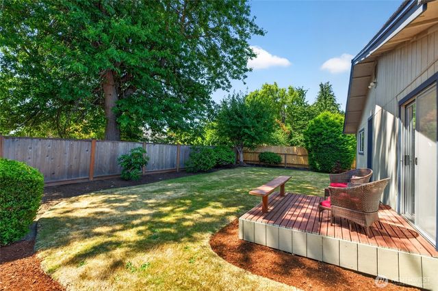 1514 52nd Street NE, Tacoma, WA 98422
