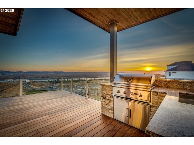 29110 Ne Hancock Rd, Camas, WA 98607