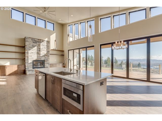 29110 Ne Hancock Rd, Camas, WA 98607