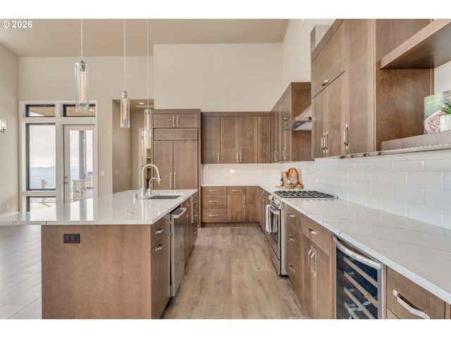 29110 Ne Hancock Rd, Camas, WA 98607