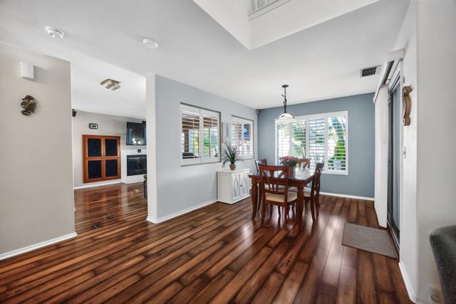 8441 Anthemis Ct, Elk Grove, CA 95624